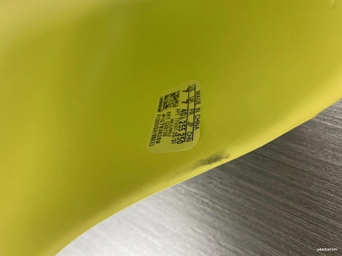 GX6138 Yeezy Slide Green Adidas 0719